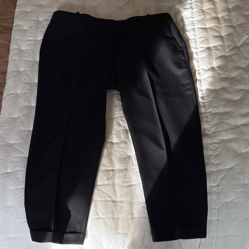 J. Crew Women's Black Capris. Wool. Cuff hem. 12P.